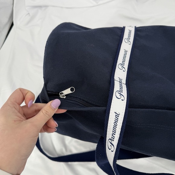 RARE Paramount Pictures Barrel Duffle Bag Messenger Blue Shoulder Strap TV Movie - Picture 3 of 9